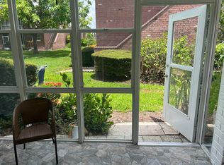 4150 37th St S APT 145, Saint Petersburg, FL 33711