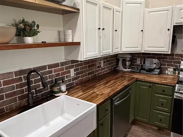 10689 103rd Hwy, Green Forest, AR 72638