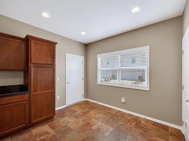 2548 Park Pl — Photo 6