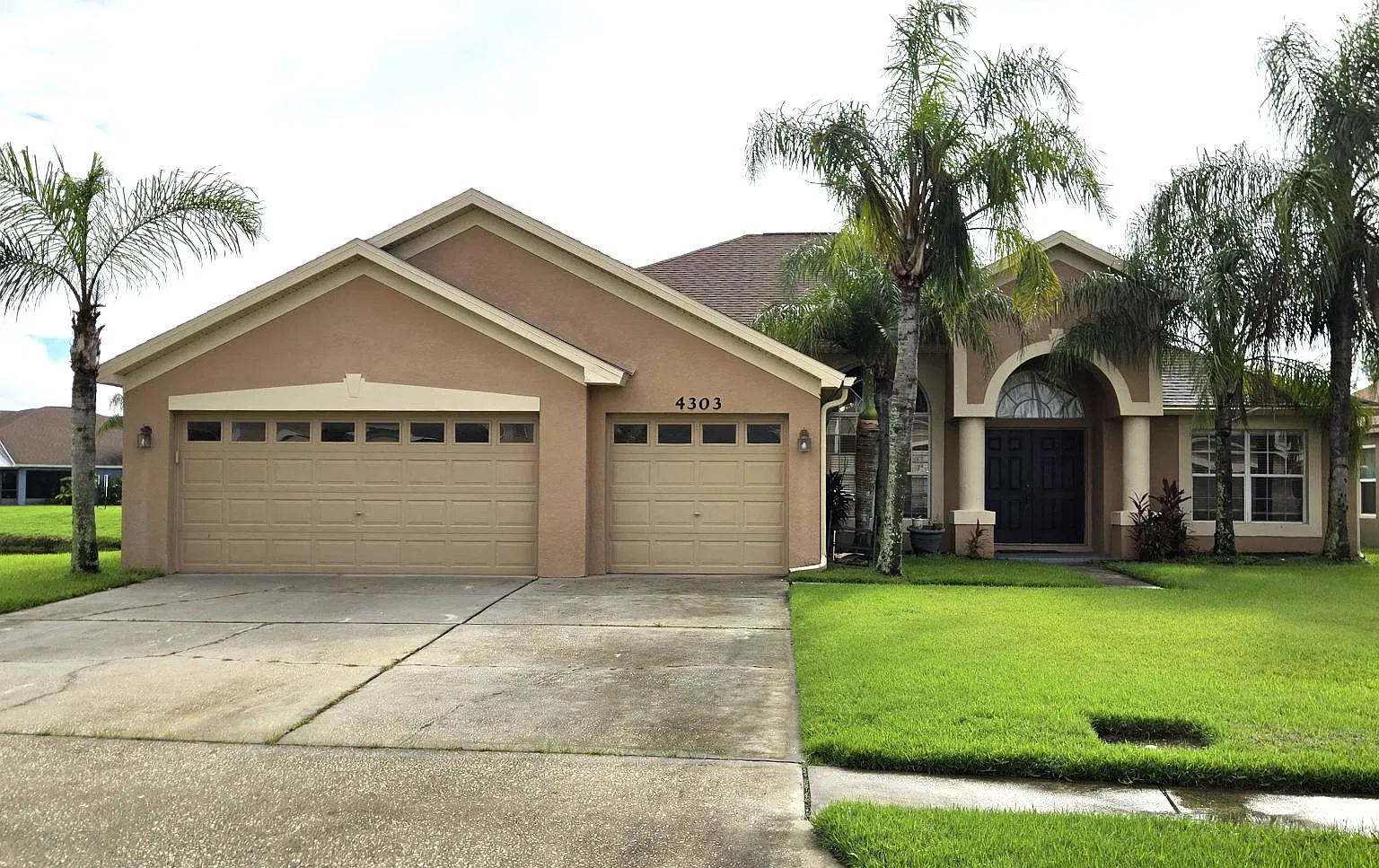 4303 Mohawk Ct — Photo 1