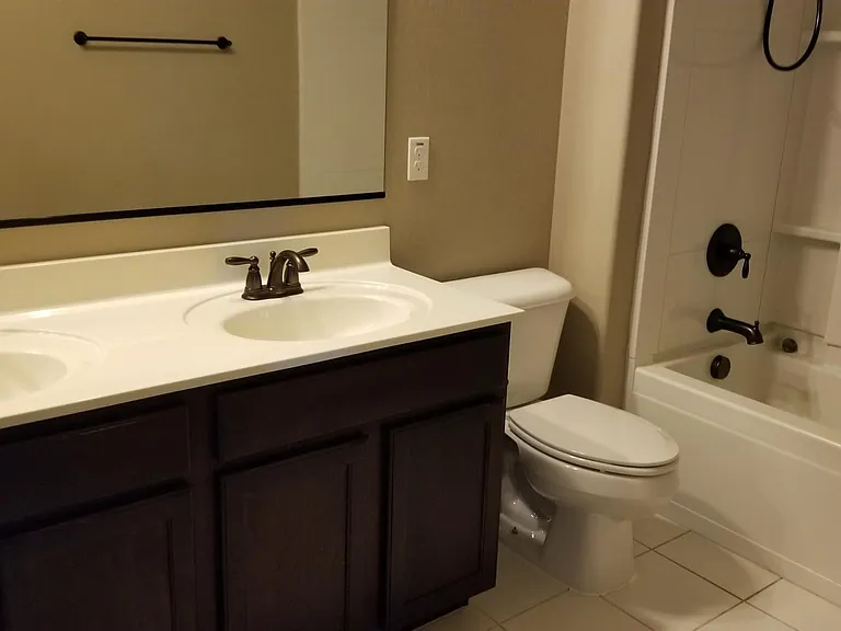 2248 E Ottawa Ln — Photo 33