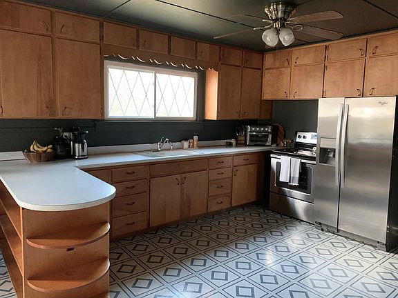 3rd image of 109 Short St #A