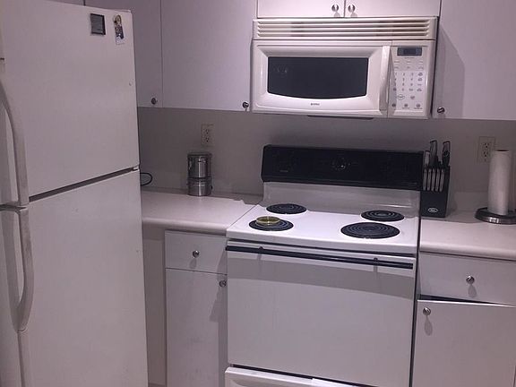 5th image of 17720 NW 73rd Ave APT 207