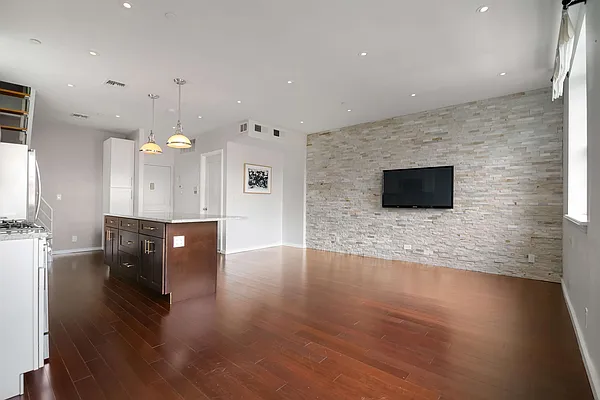 Rented by Compass | media 3