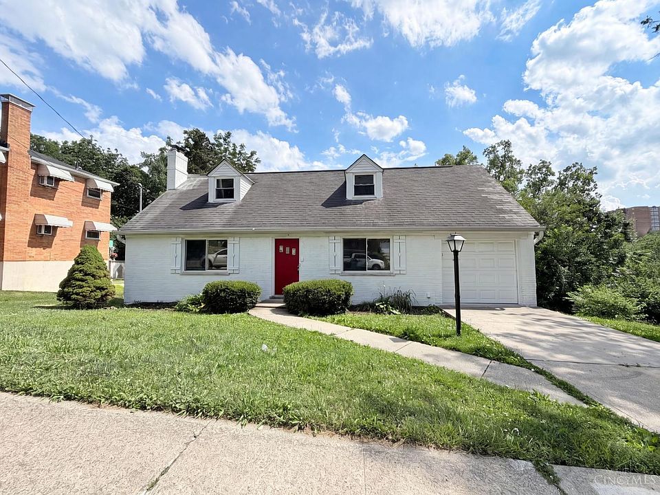 1st image of 577 Lowell Ave