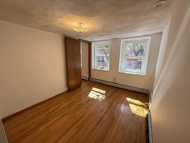 2 bed, $3,000 — Photo 3