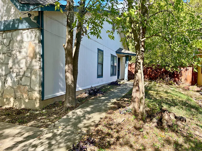 7315 Ridge Bch — Photo 4