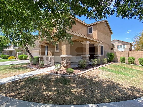 4th image of 2248 E Sunland Ave