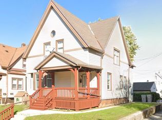 710 S 29th St #1, Milwaukee, WI 53215
