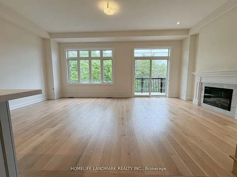 73 West Village Ln — Photo 21