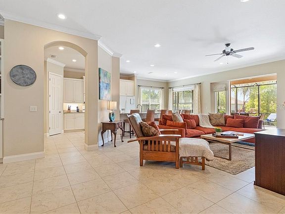 4th image of 1724 Laurel Glen Pl