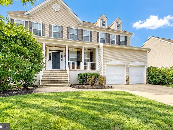 2nd image of 213 Waterford Rd