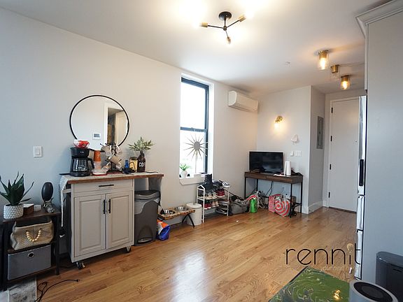 3rd image of 1160 Rogers Ave #Penthouse
