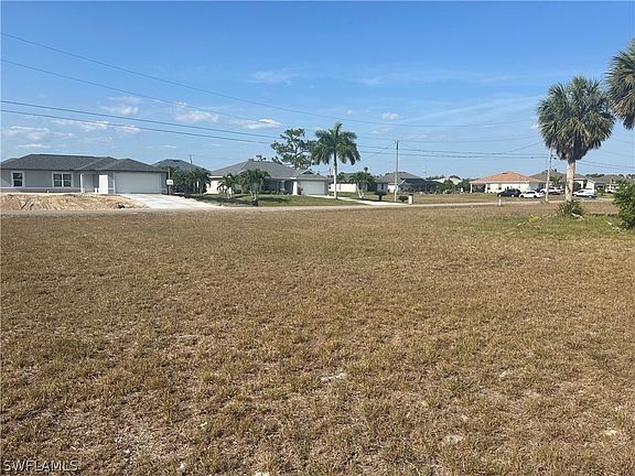 5th image of 2122 NE 33rd Ln