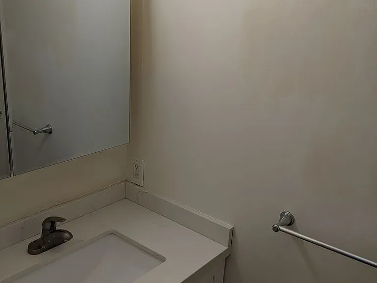 2758 Orange Ave — Photo 9