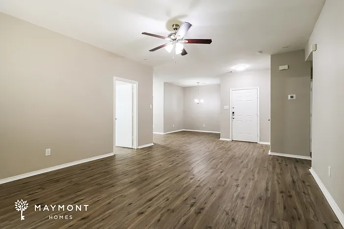 816 Lightningbug Ln — Photo 4