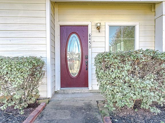 4th image of 6458 Provident Green Dr
