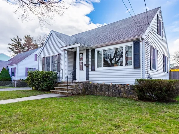 5-5A Veterans Memorial Dr, Peabody, MA 01960