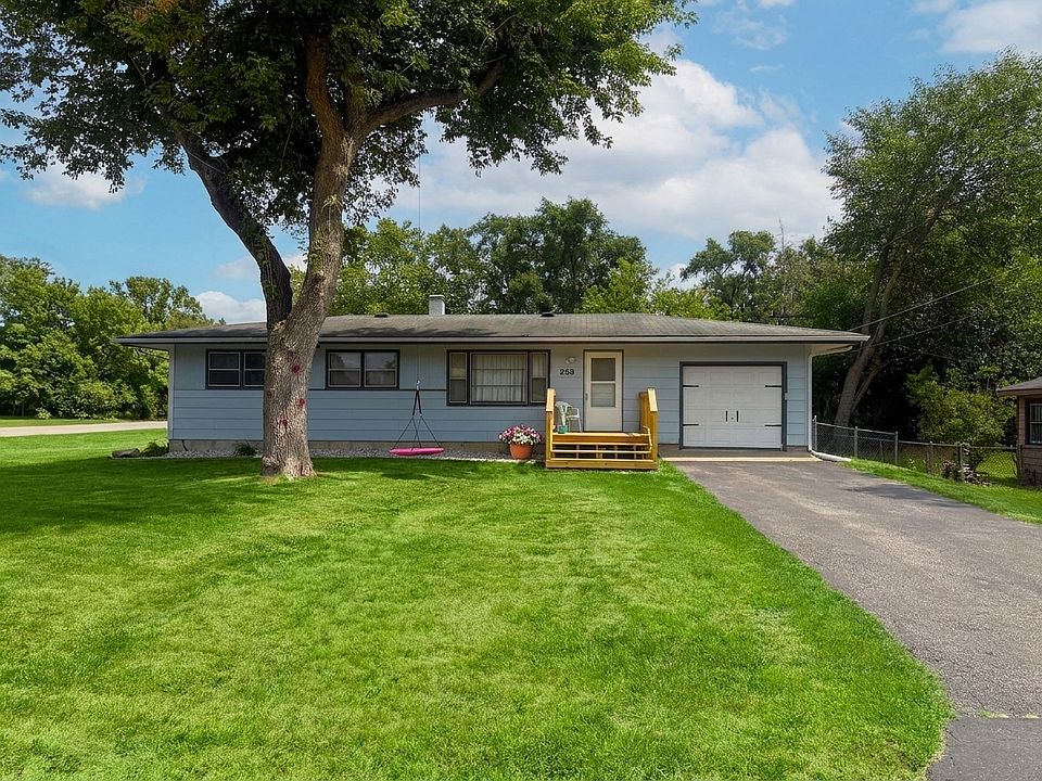 1st image of 223 Lakewood Dr