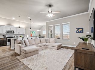 8913 Cheyenne Dr, Greenville, TX 75402