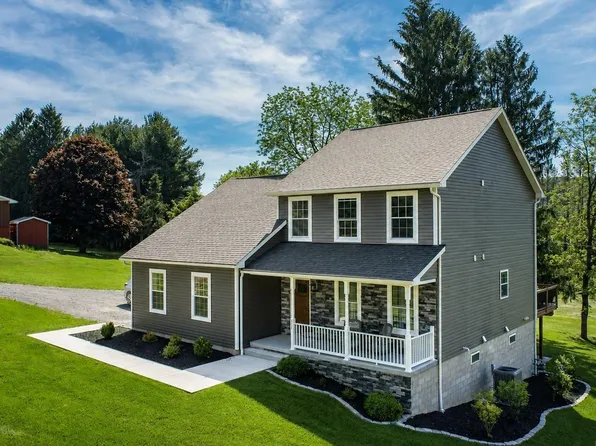 428 Sam Snead Cir, Oakland, MD 21550