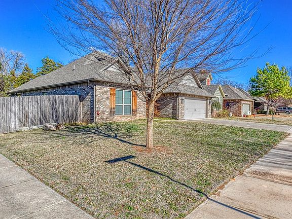 2nd image of 2325 Rivercross Ct