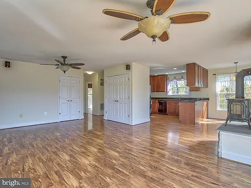 14903 Neer Ln Photo 1