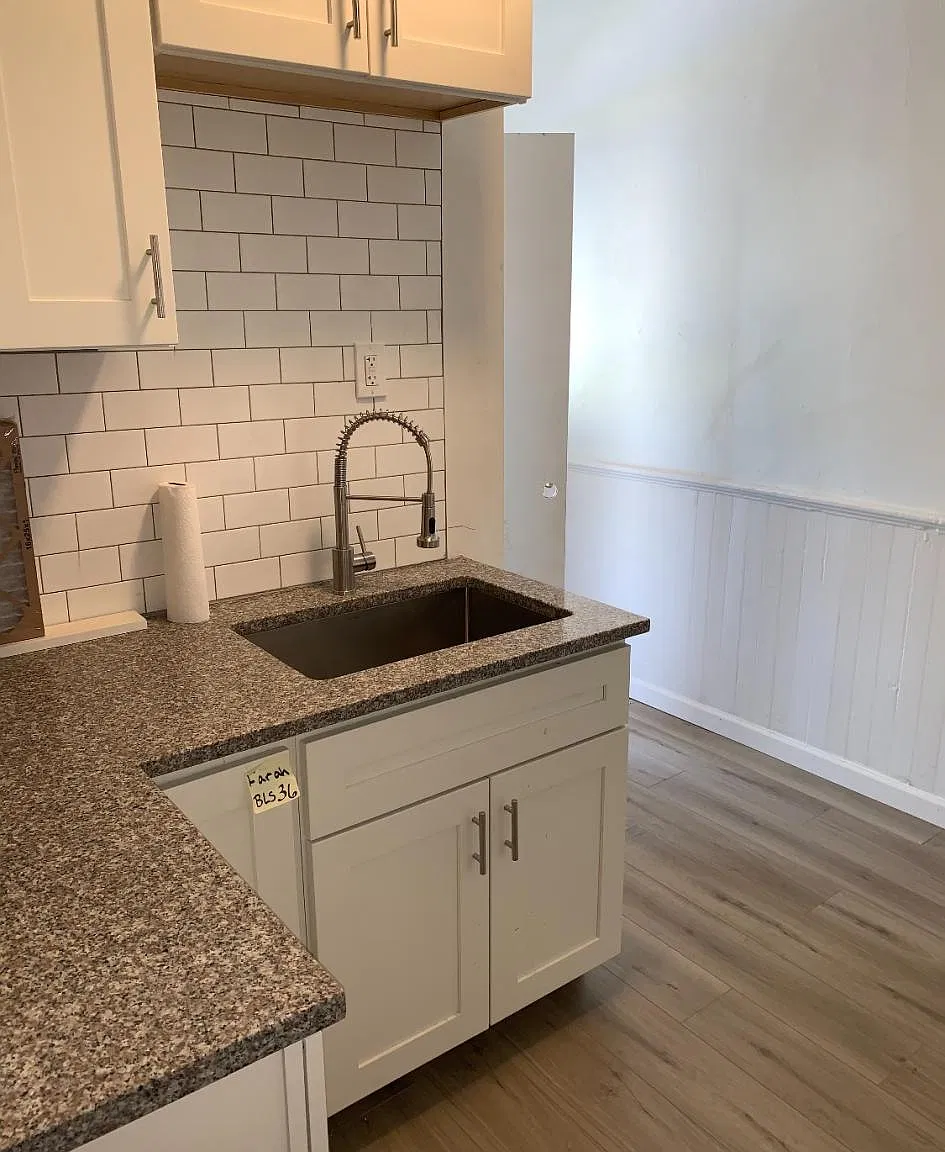 2 bed, 900 sqft, $1,795 — Photo 4