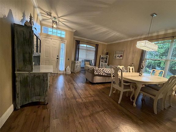 2nd image of 923 Bridgeway Blvd