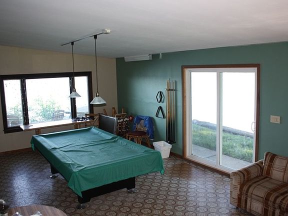 Huge rec room with views of lake from 2 sides