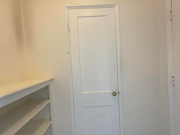 3rd image of 2129 E 2nd St
