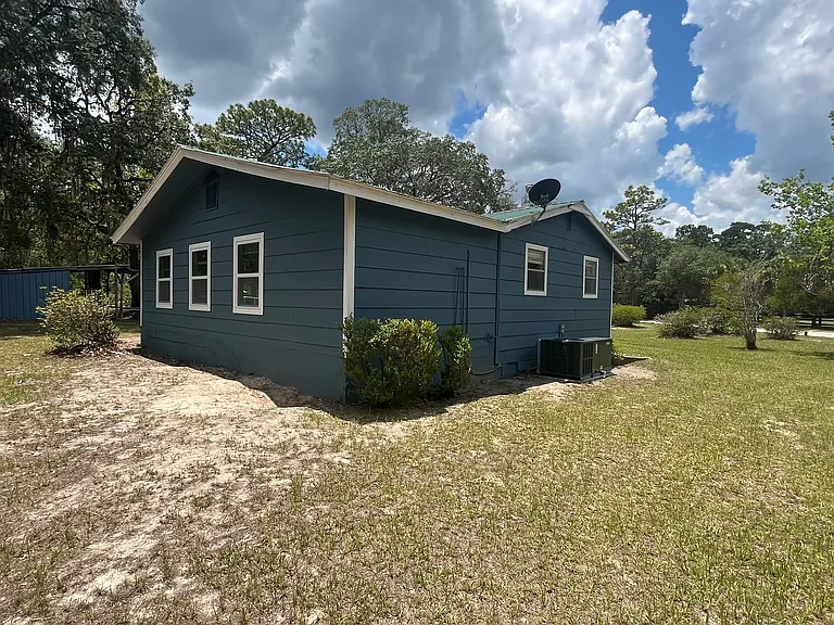 148 Willis Rd — Photo 4