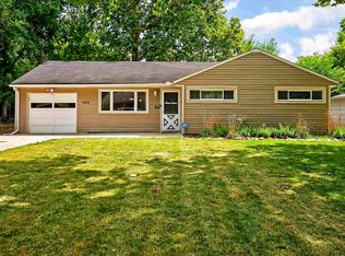 2512 SW Seabrook Ave, Topeka, KS 66614