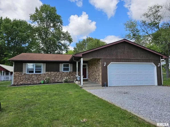 502 E Logan St, De Soto, IL 62924