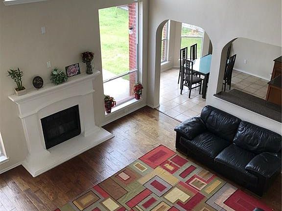 3rd image of 10228 Ash Creek Ln