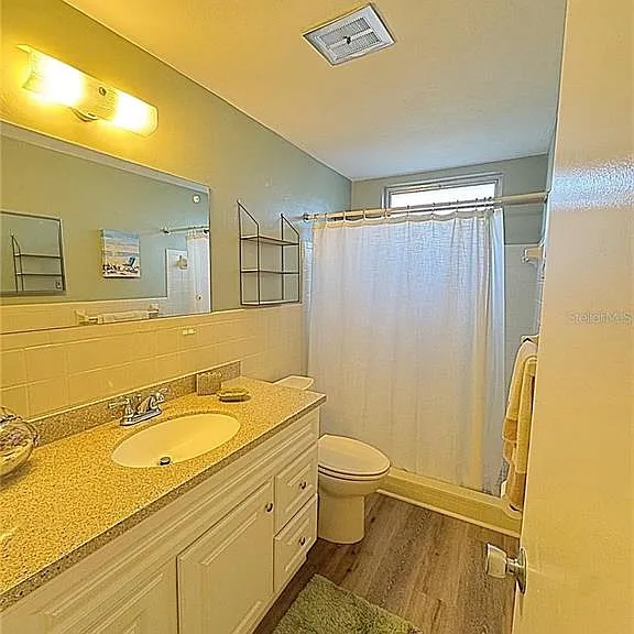 2001 World Parkway Blvd #7 — Photo 28