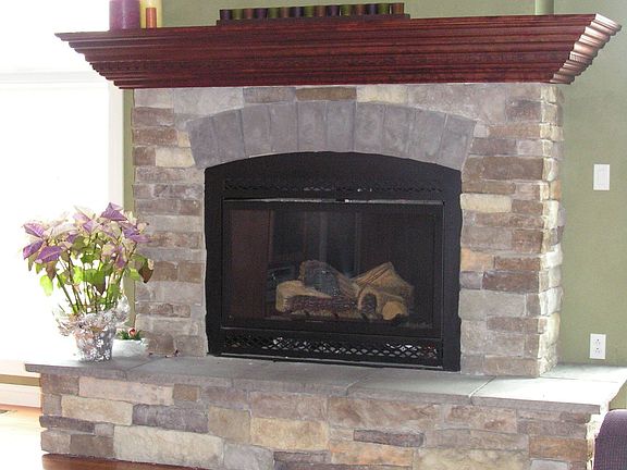Stone Fireplace Great Rm