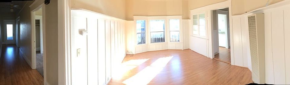 2nd image of 425 Davis St #4