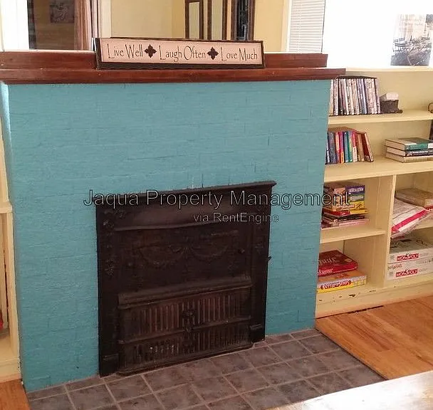 423 Erie St — Photo 7