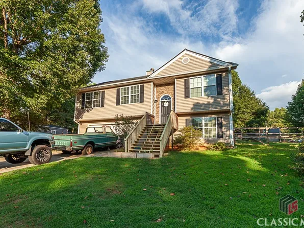 259 Beacon Drive, Maysville, GA 30588