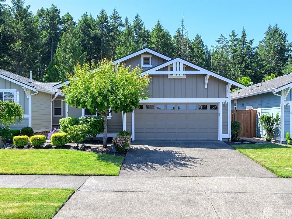 1st image of 8313 Bainbridge Loop NE