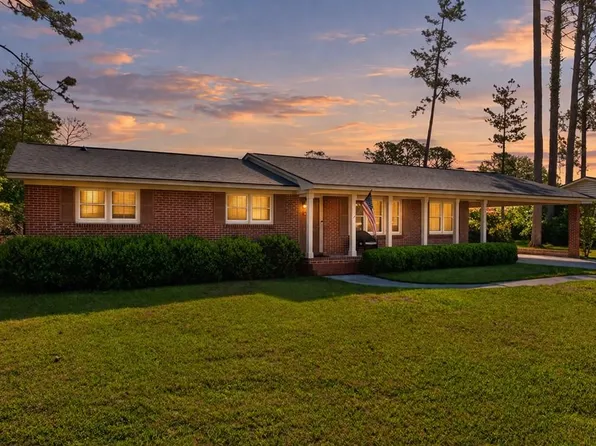 2215 Brighton Pl, Valdosta, GA 31602