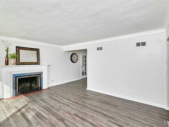4th image of 905 Hornsby Ave