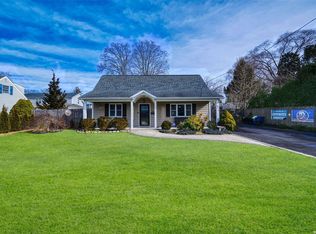 263 W 3rd St, Deer Park, NY 11729