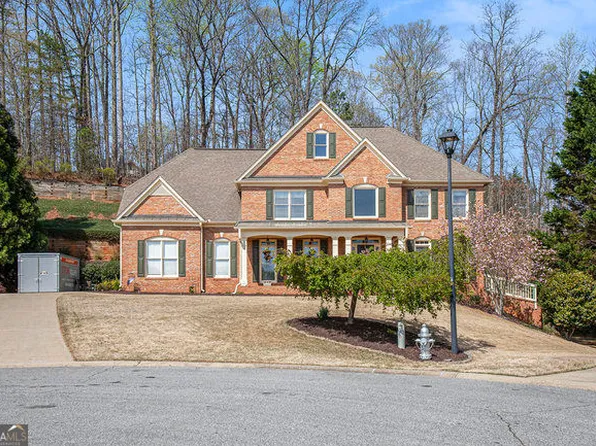 4710 McIntosh Dr, Cumming, GA 30040