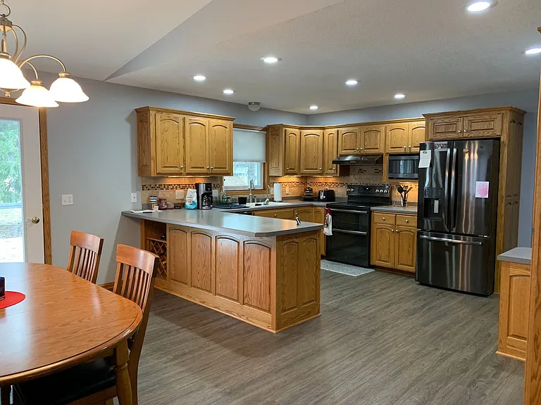 1120 Lewis Ave SW — Photo 6