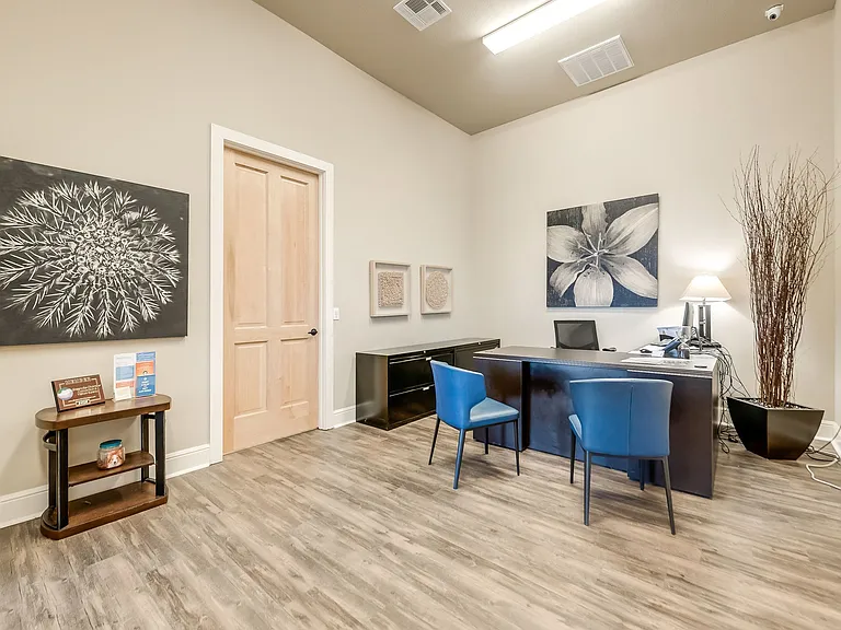 Majors Place — Photo 43