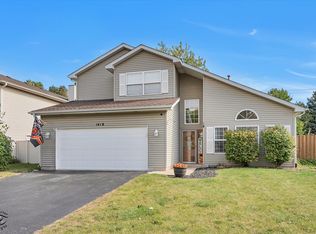 1418 Major Dr, Plainfield, IL 60586