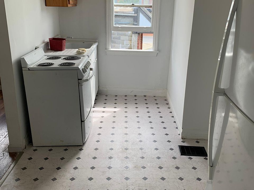 2nd image of 92 Main St Unit 1