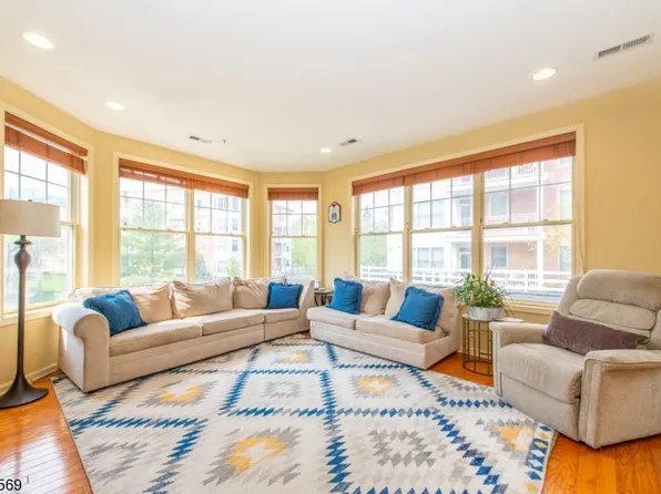 4103 Pointe Gate Dr #103, Livingston Twp., NJ 07039